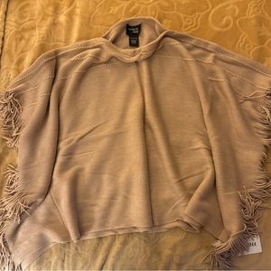 Layers by Lizden Marvelush Cable Knit
Fringed Poncho - Oatmeal - Missy One Size